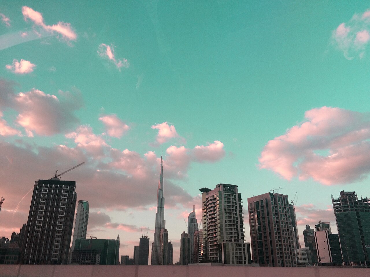 حي بيزنس باي في دبي، مركز أعمال رئيسي ستعبره الشركات الإماراتية إلى نظام الفوترة الإلكترونية