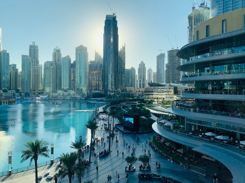 لماذا يهاجر أثرياء بريطانيا إلى دبي 2026؟ نظام FIG، ضريبة الميراث، وأرقام Henley