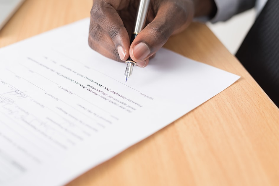 Confirmation Statement (CS01) 2026 for Non-Resident UK Companies