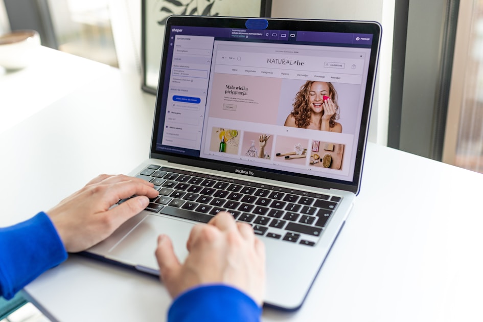Bluehost لمتجر WooCommerce في 2026: هل يناسب البيع أونلاين؟
