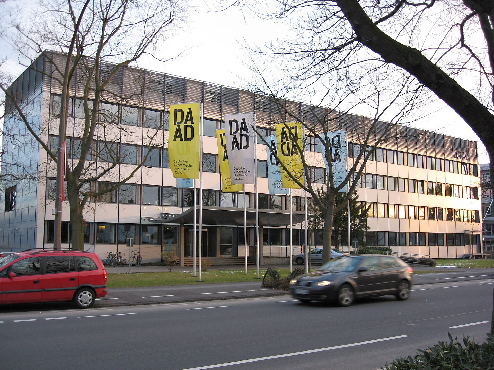 German Academic Exchange Service, Bonn DAAD building in Bonn, front square