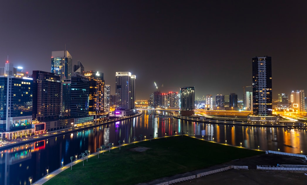 دليل المنح الدراسية في دول الخليج 2026 — قائمة شاملة