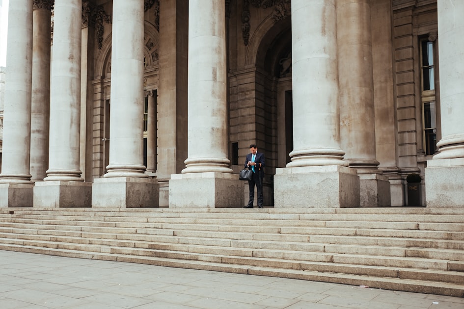 UK Graduate Visa Cut to 18 Months From January 2027: Why 2026 Applicants Must Race the Clock