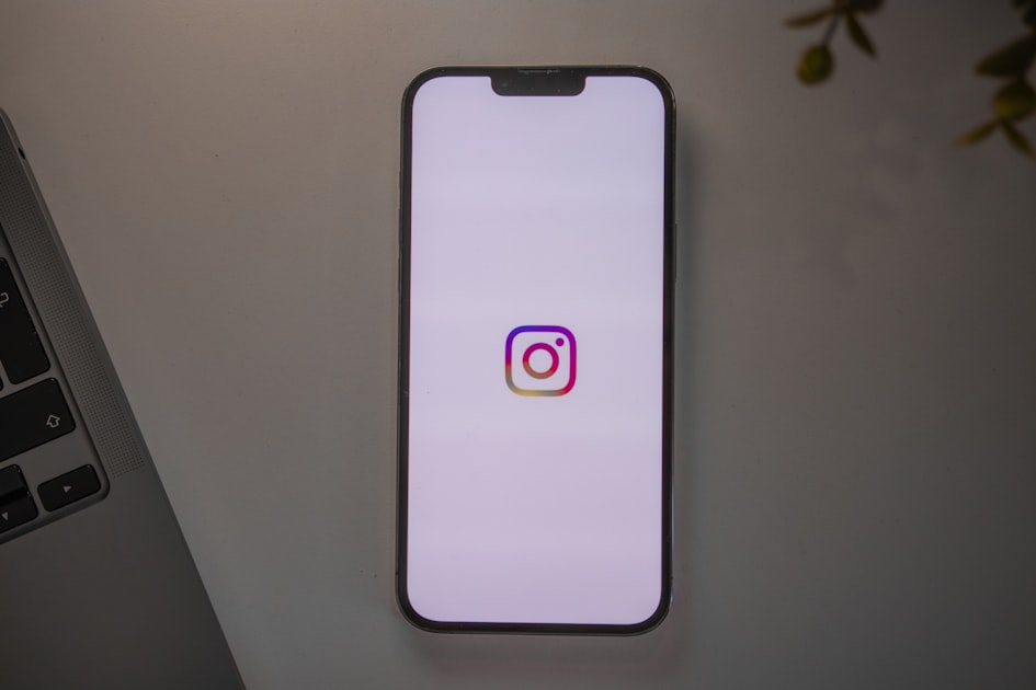 Instagram Growth Plan 2026: 3-5 Feed Posts + 4 Reels + Daily Stories