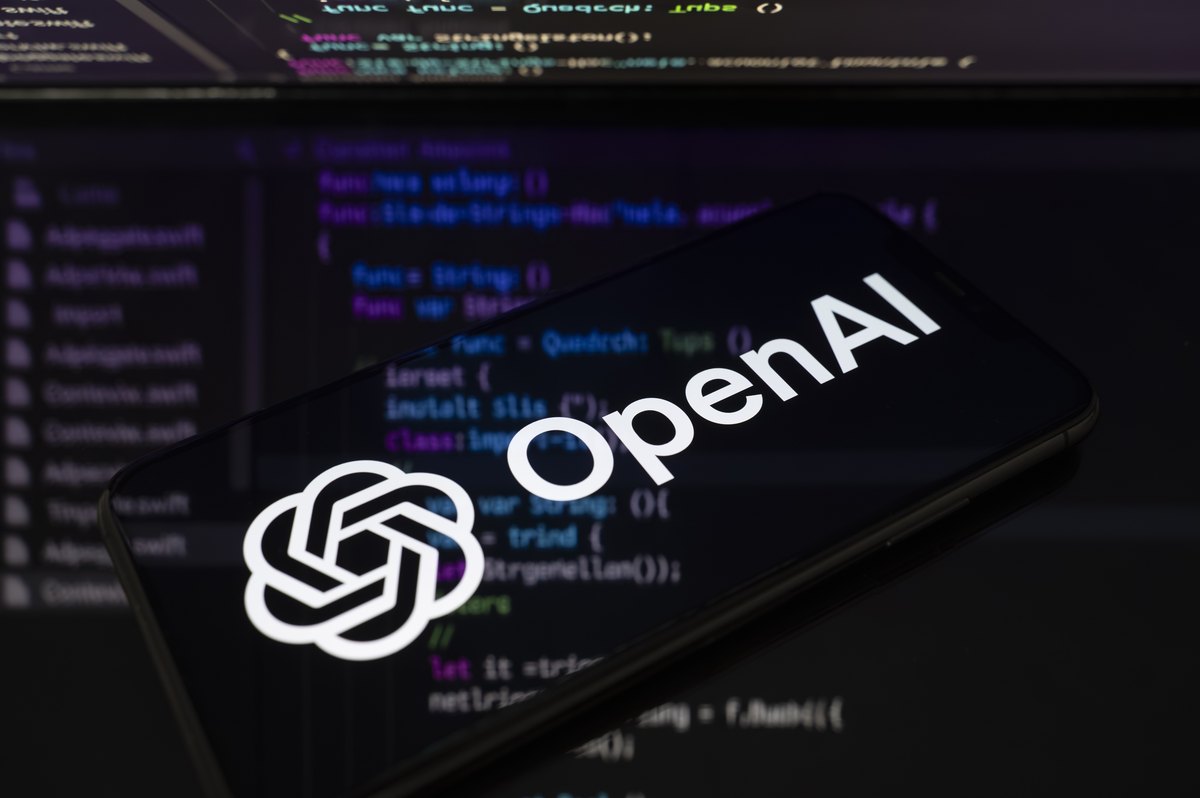 تقرير Path to Astra من OpenAI: أول نموذج يبلغ العتبة الحرجة سيبرانيًا وشرح جدل recurrent depth