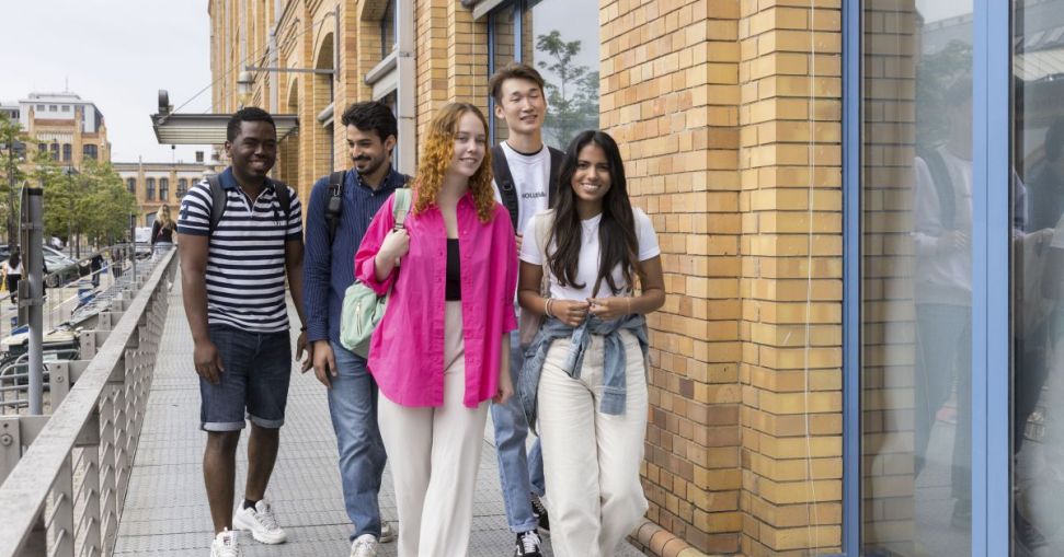 كيف تحصل على قبول جامعي في أوروبا خلال 2026 بدون خبرة سابقة؟