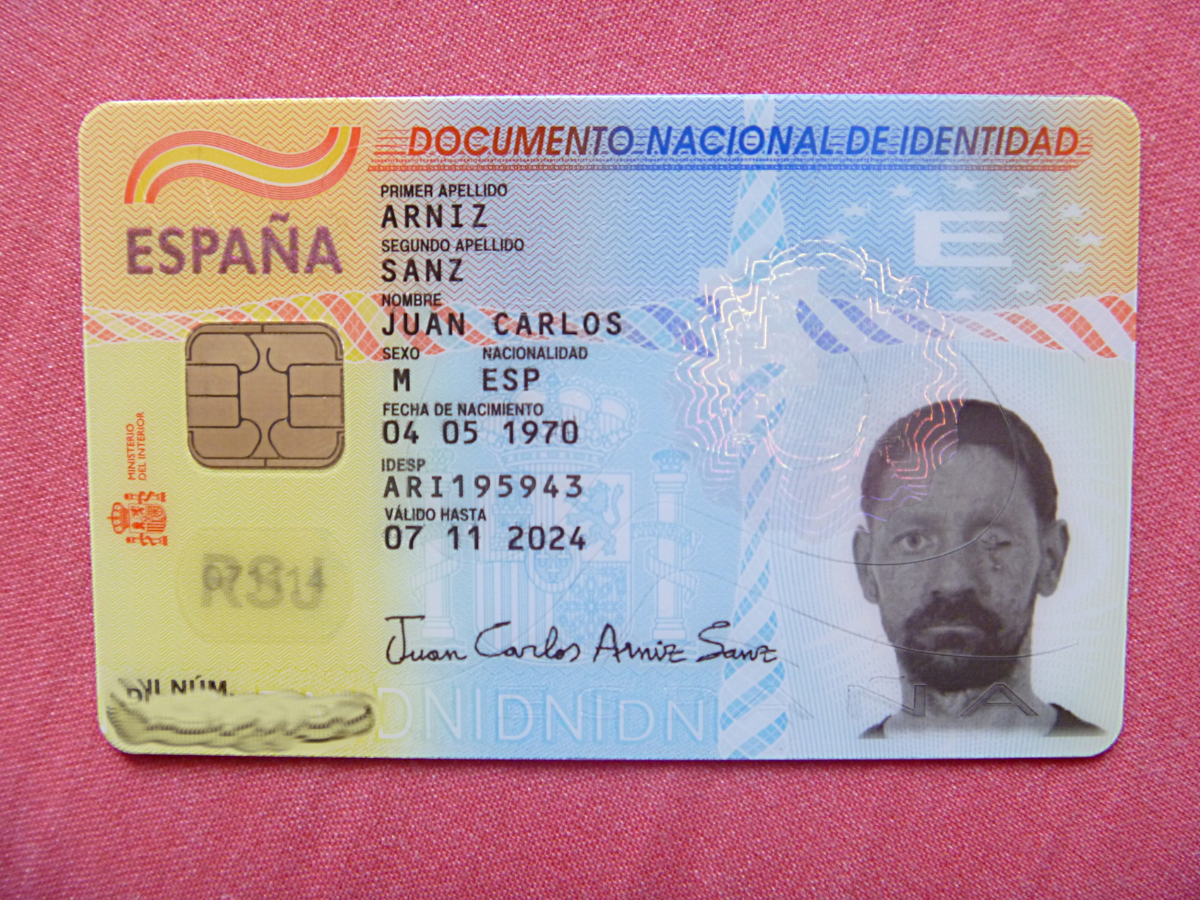 The Spanish national identity card (DNI), the document Sahrawis held during the Spanish administration of Western Sahara