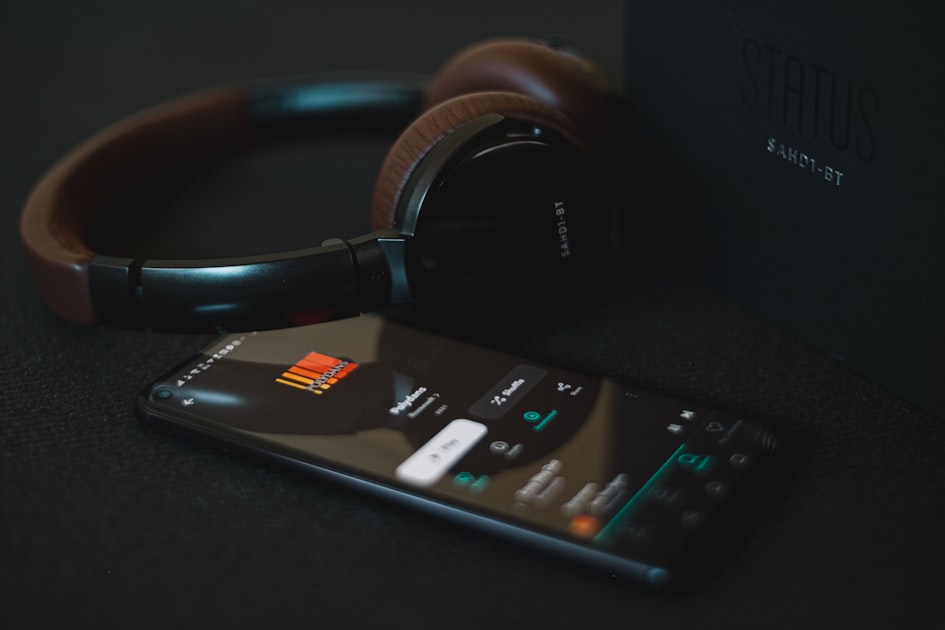 YouTube Premium وLite وMusic Premium 2026: أي خطة أفضل؟