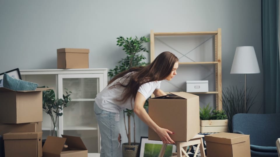 Relocation Package for Gulf Jobs 2026: Housing, Flights, and How to Negotiate