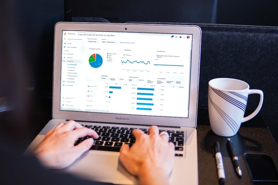 إعلانات ChatGPT 2026: أزمة القياس قبل أن تدفع أول دولار